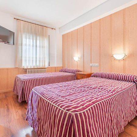 Hotel Rural Casa Ramiro Cedrillas Eksteriør billede