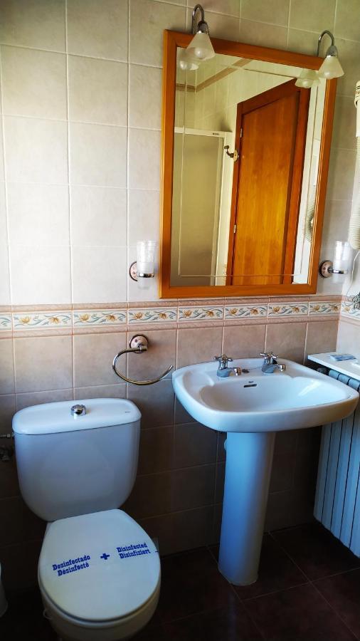 Hotel Rural Casa Ramiro Cedrillas Eksteriør billede